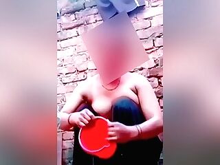 Hot Punjabi Sexy Bath Teenage Gal